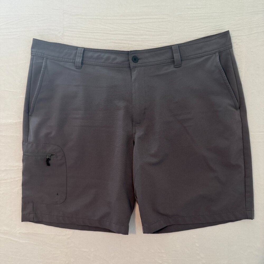 MAGELLAN OUTDOORS FISH GEAR WATER REPELLENT Gray Mens SHORTS Size 42 (actual 44)